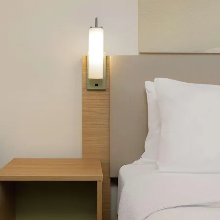 Spark By Hilton Santa Nella-3