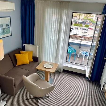 Hotel Stadthafen Stade-2