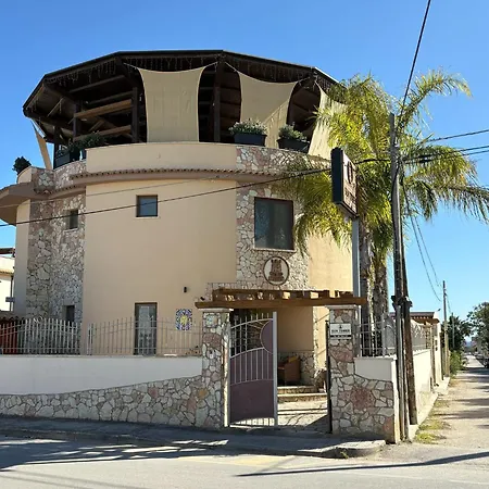 Sun Tower Beach Apartments-2