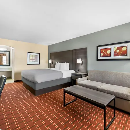 Quality Inn Marshall-2