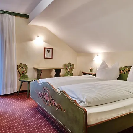 Landhotel Herzogstand Garni-2