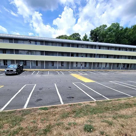 Days Inn By Wyndham Alexandria South-3