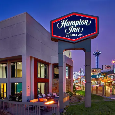 Hampton Inn Gatlinburg-2
