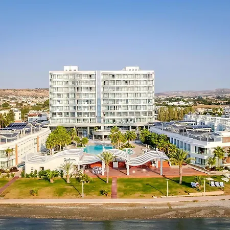 Radisson Beach Resort Larnaca-2