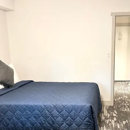 Canadian Inn-2