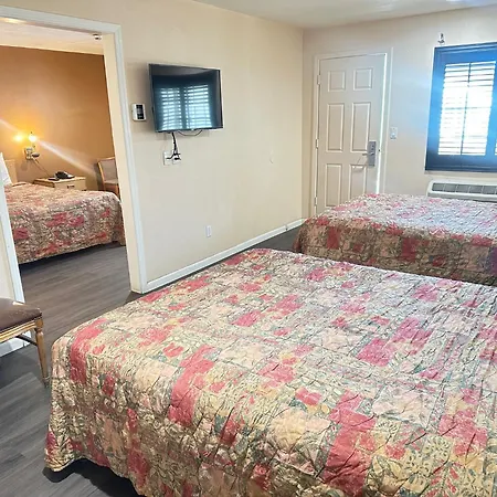 Royal Inn-2