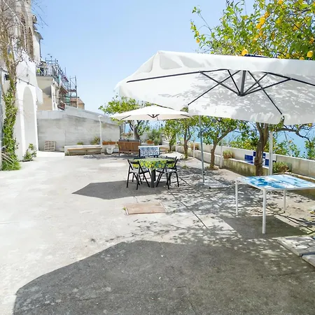 Casa Nina- Camere Con Vista Mare E Terrazza A Raito, Costiera Amalfitana-2