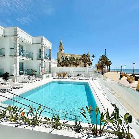 Hotel Apartamentos Marina Luz-3