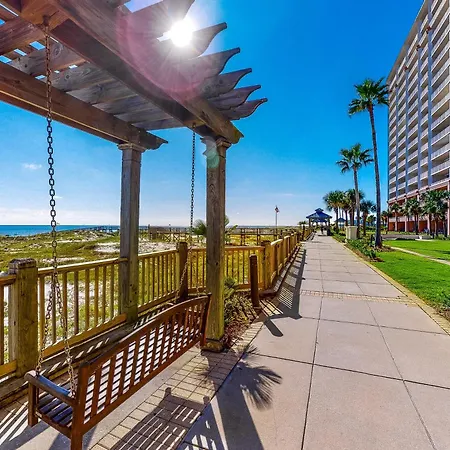 The Beach Club Catalina 306-2