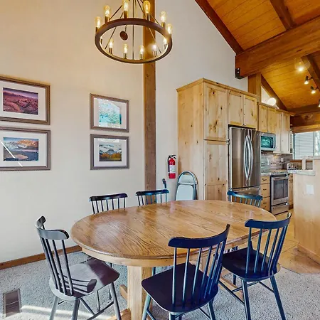 Northstar Condo With Forested Views-2