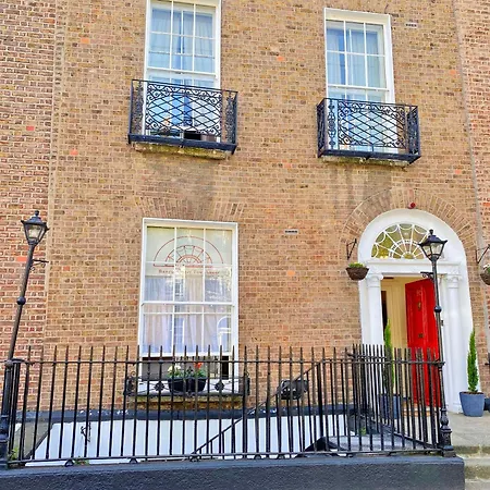 Baggot Court Townhouse-2