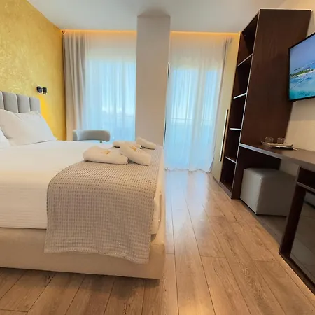 The Queen'S Lion Premium Hotel-2