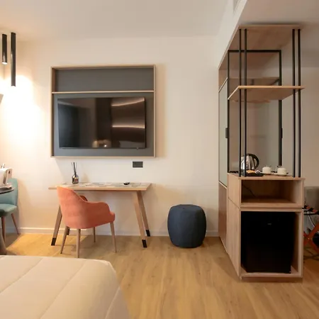 Hotel Poseidon-2