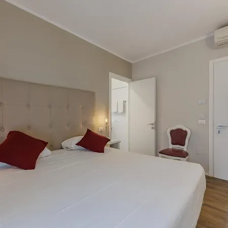 Hotel Degli Oleandri-3