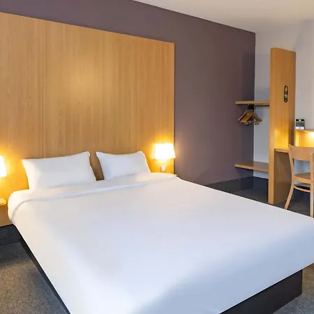 B&B HOTEL Saint Malo Sud-3