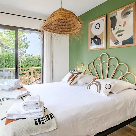 Single Fin Hotel & Lodge-3