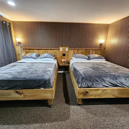 River Inn By Niagara Falls-2