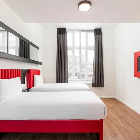 Tune Hotel Liverpool-3
