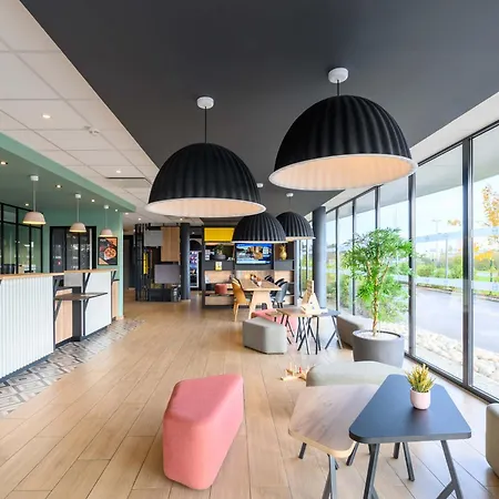 B&B HOTEL Compiègne-3