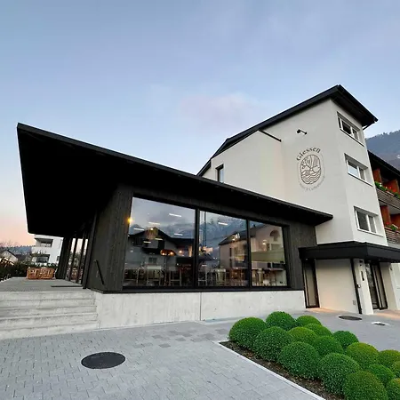 Giessen Hotel & Coffeehouse-2