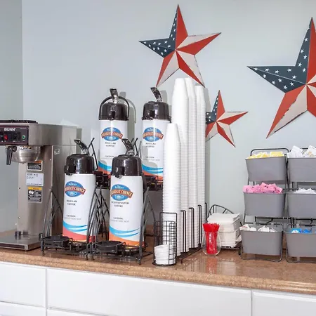 Baymont By Wyndham Grand Haven-2