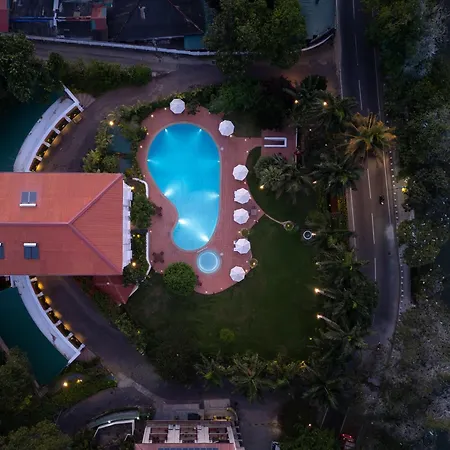 Hotel Suisse Kandy - Since 1890-3