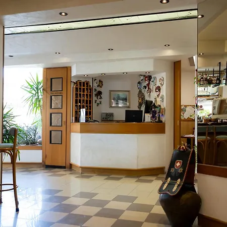 Hotel Berna-2