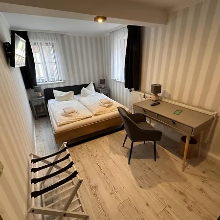 Hotel Zur Goldenen Sonne-2