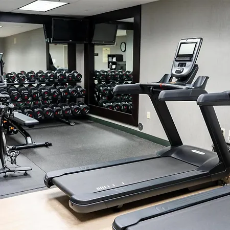 Hampton Inn & Suites Leesburg-2