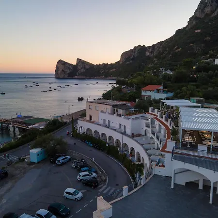 Punta Campanella Resort&Spa-3