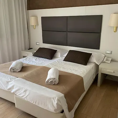 Hotel Eros-3