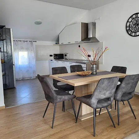 Stoja Apartment-3