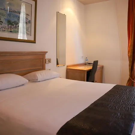 Hotel Aux Sacres Reims, Centre Historique-3