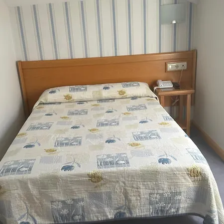 Hotel La Guindal-2