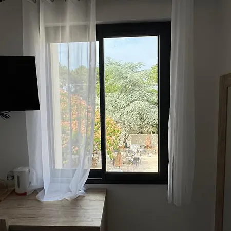 Hôtel La Pinède-3