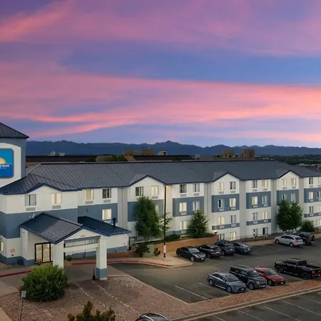 Days Inn By Wyndham Thornton-3
