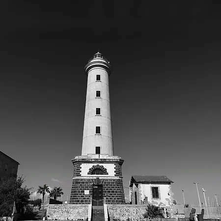Hotel Al Faro-3