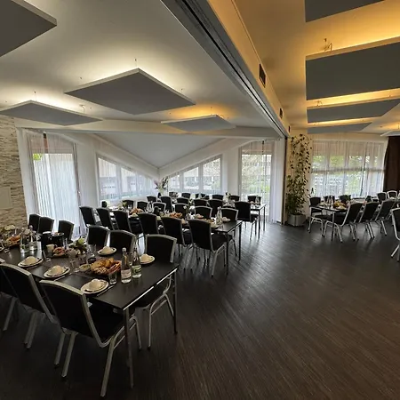 Hotel Restaurant Zehn-Brunnen-3