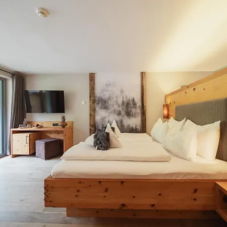 Montresor Hotel Pfeldererhof-3