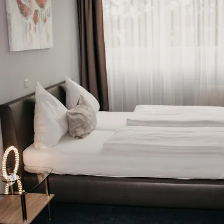 Komm' In Hotel-3