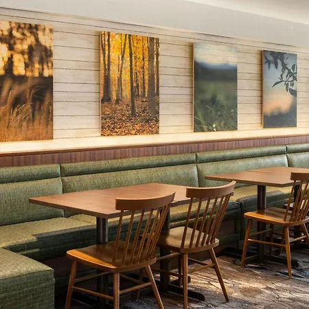Fairfield Inn & Suites By Marriott La Crosse Downtown-3