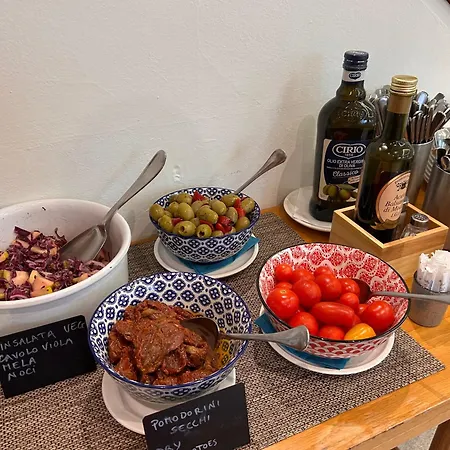 Hotel Lukas Vegetarian & Vegan-2