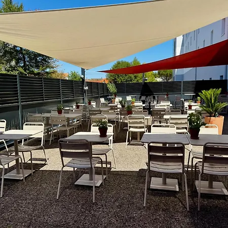 Sure Hotel By Best Western Nantes Beaujoire-2