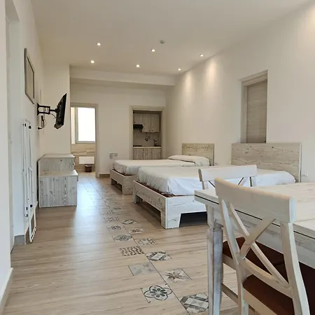Sicily Rooms Appartamenti-3