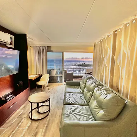 Waikiki Beach Experience! Luxury Oceanview Suite!-3