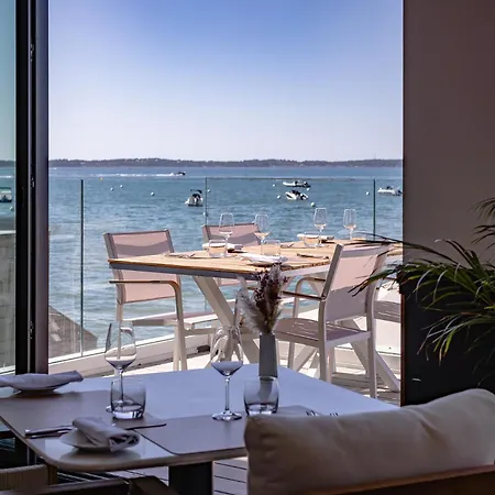 Les Vagues Hotel & Spa-3