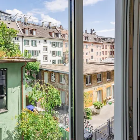 easyHotel Zürich City Centre-2