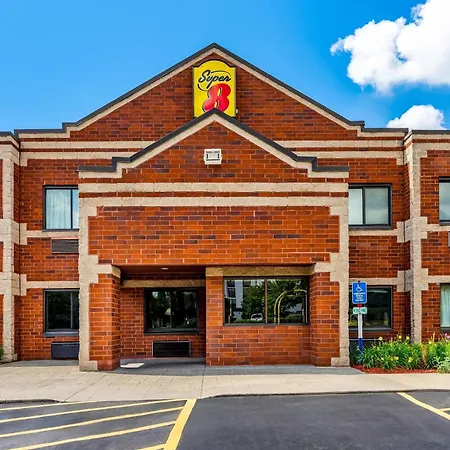 Super 8 By Wyndham Elgin-3