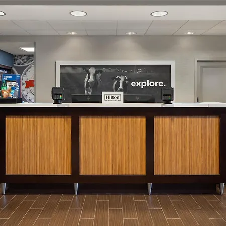 Hampton Inn Seneca Falls-3