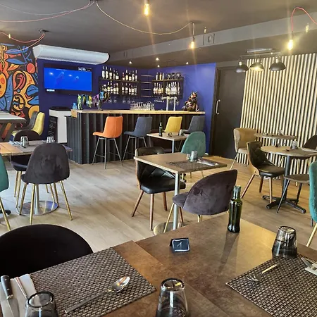 Hotel Restaurant Kyriad Brive Centre-2